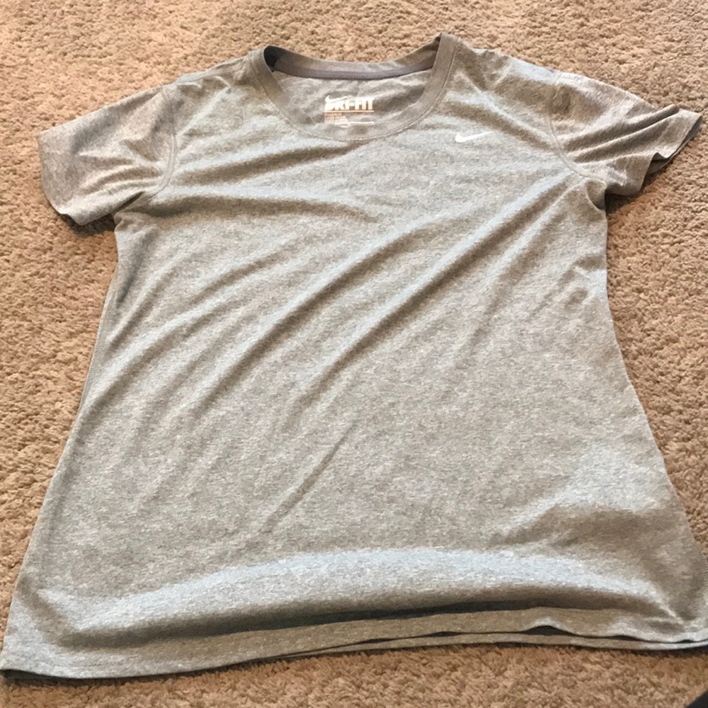 Women’s gray Nike training top